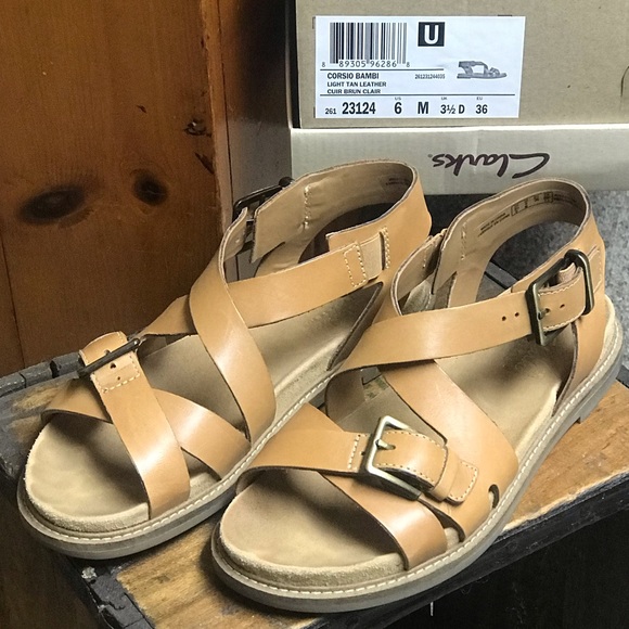 Sandals - Picture 2 of 8